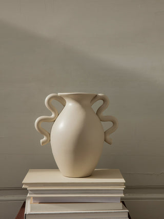 Verso Table Vase - Cream