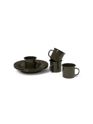 Yard Picnic - Set of 8 - Olive