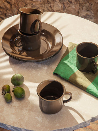 Yard Picnic - Set of 8 - Olive