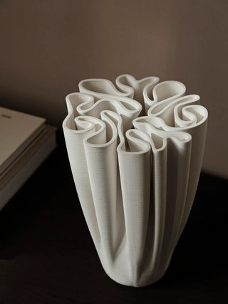 Dedali Vase H25 | Off White