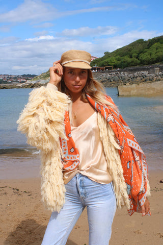Sea beauty: Brown