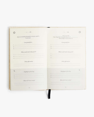 The Five Minute Journal (Mocha Lace)