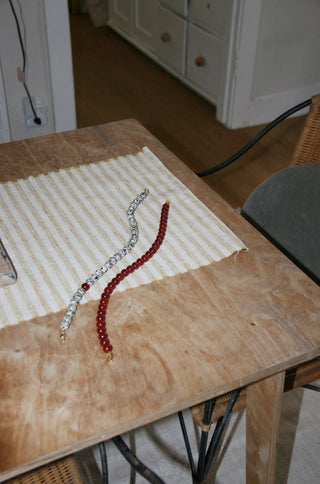 Poppy Dalmatian Jasper and Carnelian Beaded Necklace: 16"
