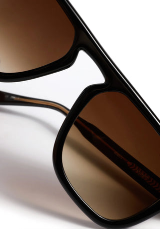ZANDER I Black + Black Tea