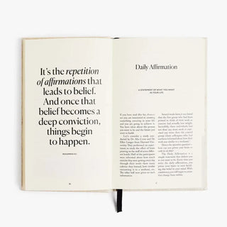 The Five Minute Journal Green - Daily Guided Gratitude