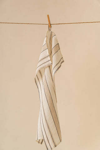 Minimalist Striped Kester Linen Kitchen Towel – Modern Style: 70 x 45 CM