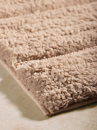 Riga Linear Bath Mat: Taupe