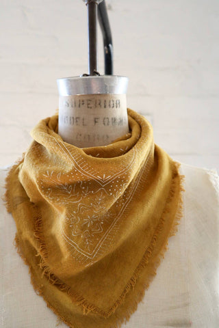 Desert Gold Classic Print Naturally Dyed Bandana (white)