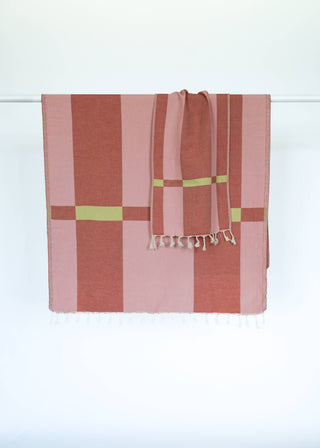 FENCE TURKISH TOWEL / ROSE: Bath Towel